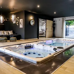 Au Domaine Des Anges Avec Jacuzzi Privatif Dans La Bain-de-Bretagne